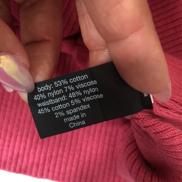 Lane Bryant pink top with buttons at the shoulders for design - Picture 7 of 8